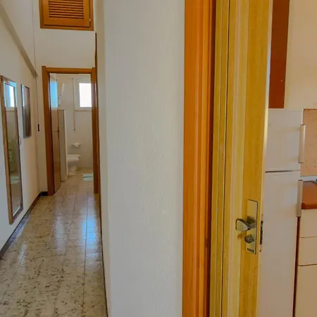 Casa La Cornice Sul Mare アパート